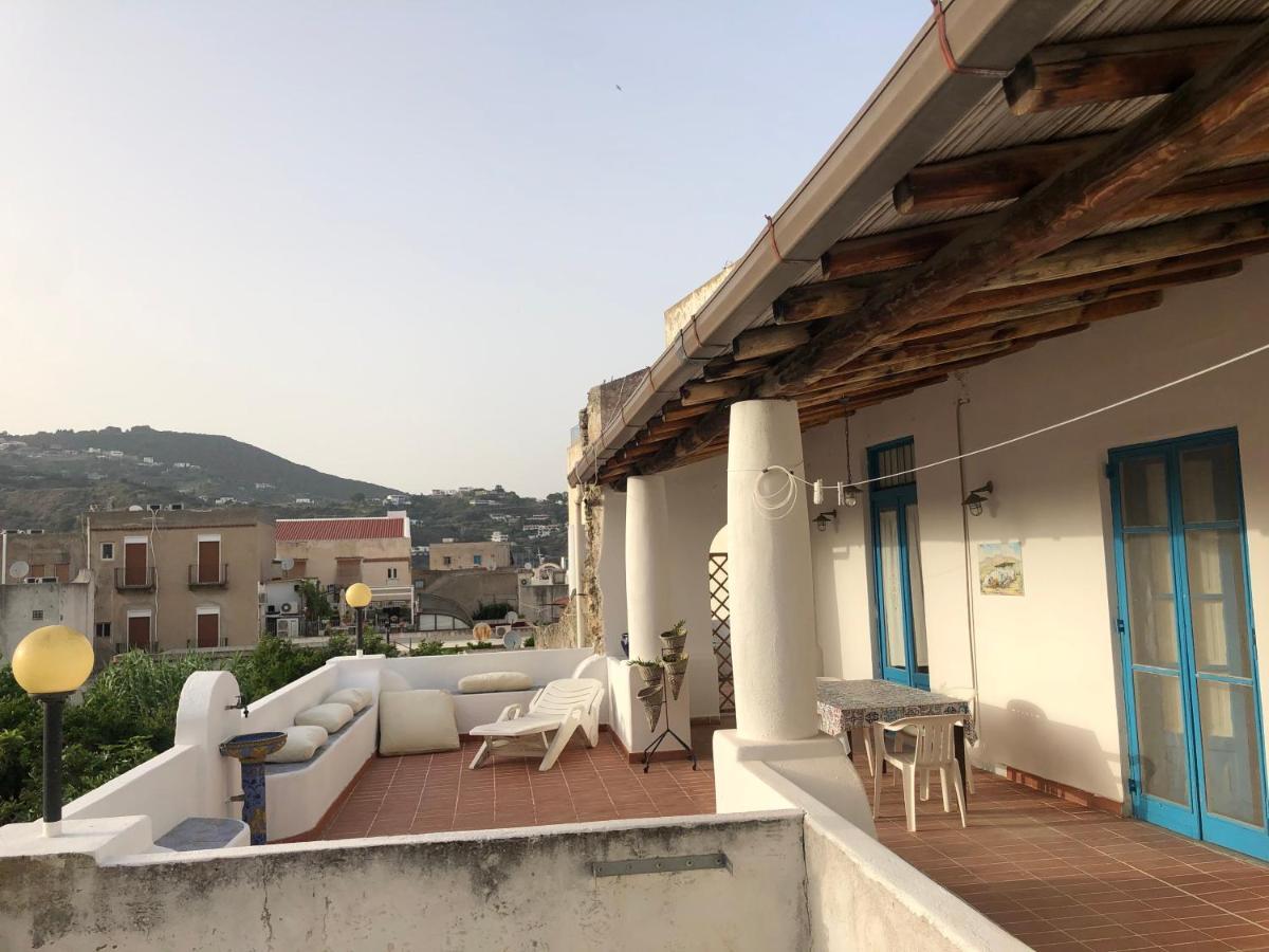 Isola - Lipari Centro Storico Villa Luaran gambar