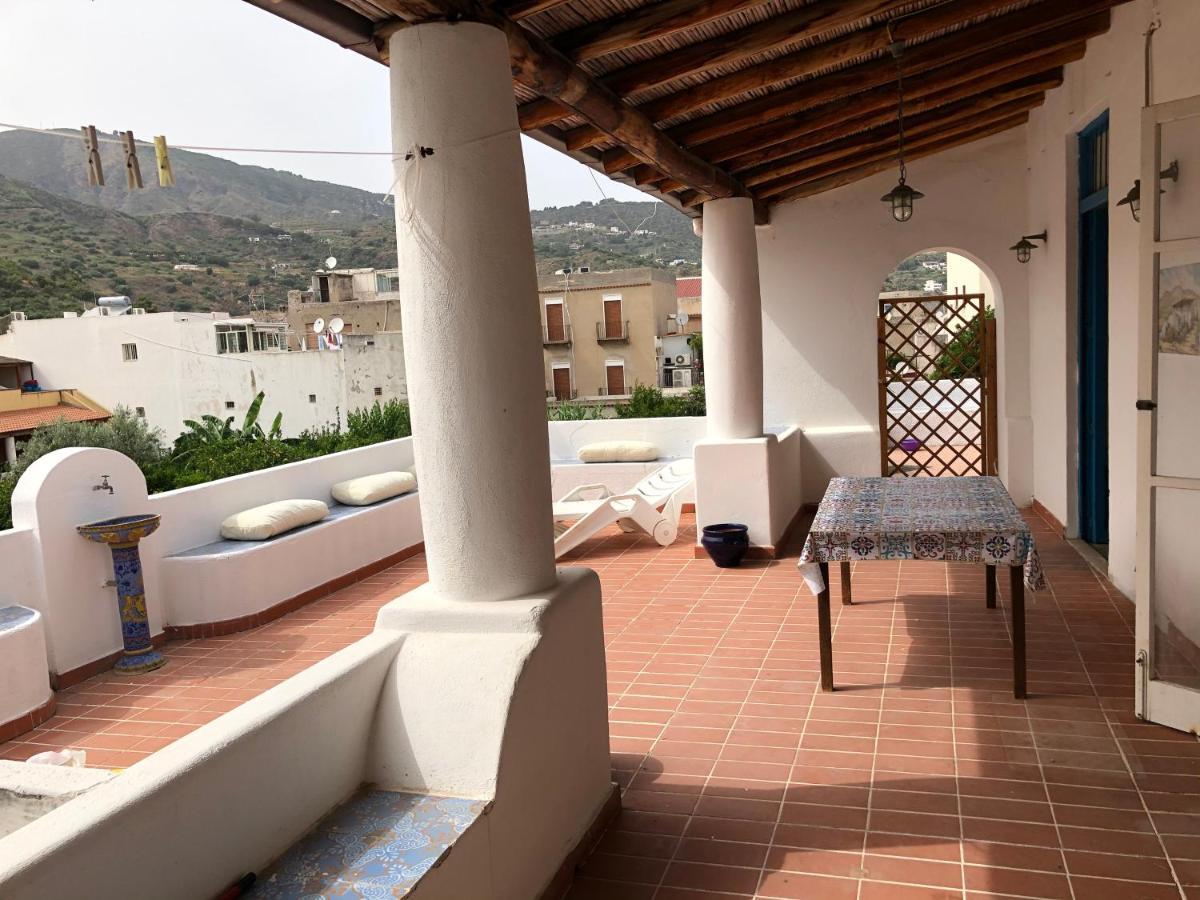 Isola - Lipari Centro Storico Villa Luaran gambar
