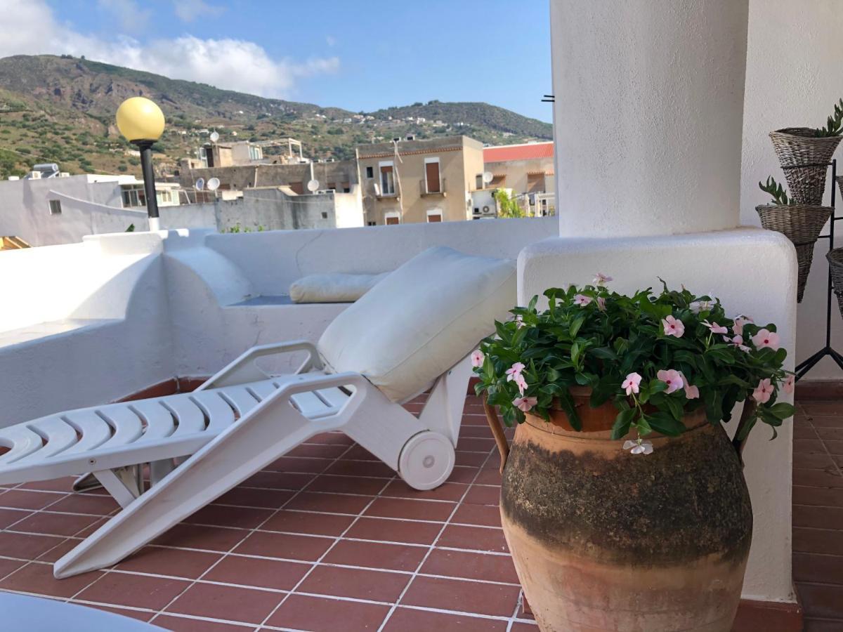 Isola - Lipari Centro Storico Villa Luaran gambar